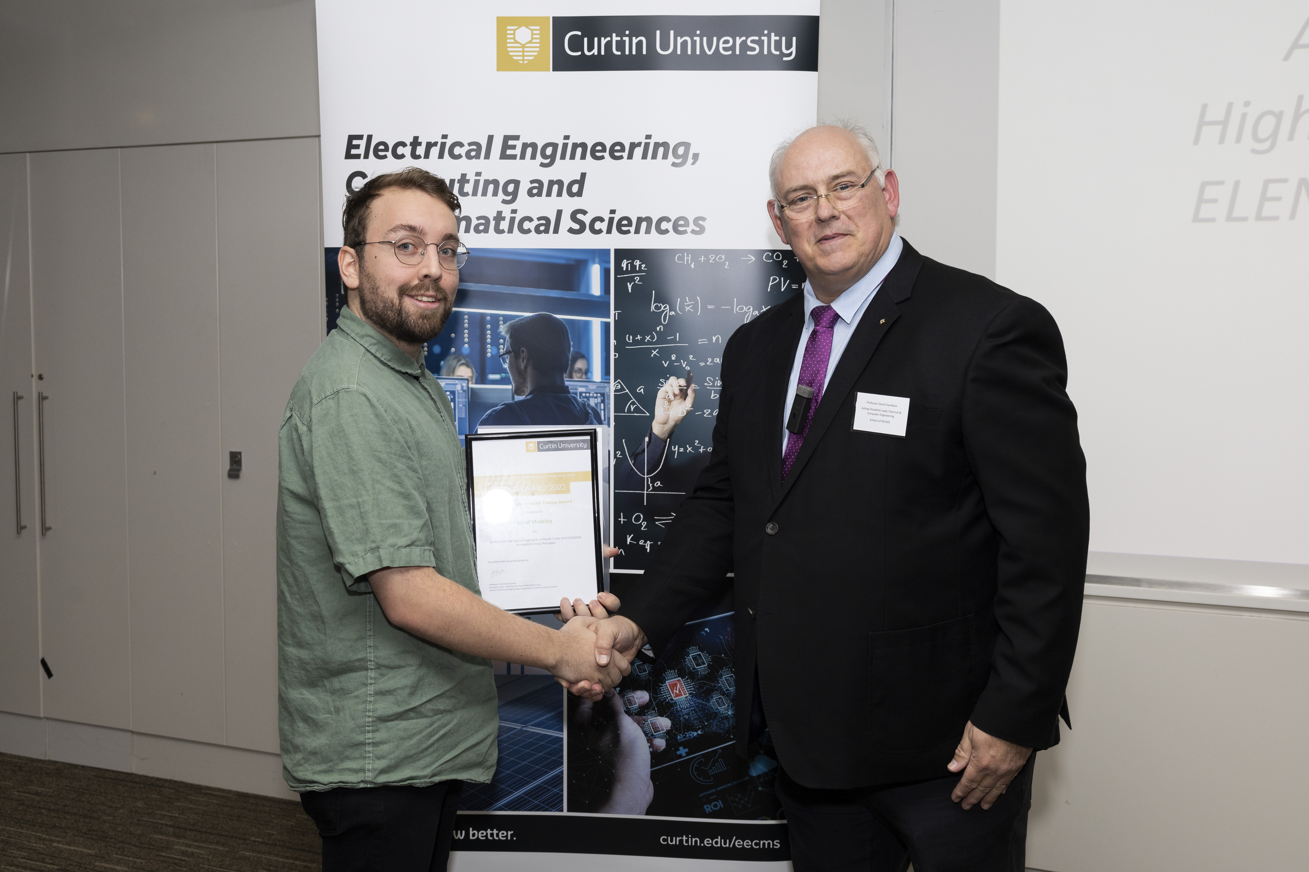 Regen Power Presents "The Regen Renewable Energy Award" to Jared Mosely at Curtin University Student Awards 2022